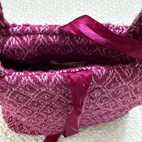 Boyne Valley Weavers Handcrafted in Ireland Purse - Picture 11 of 11